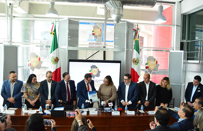 Recibe Congreso Paquete Económico para el 2025; será superior a 107 mil MDP