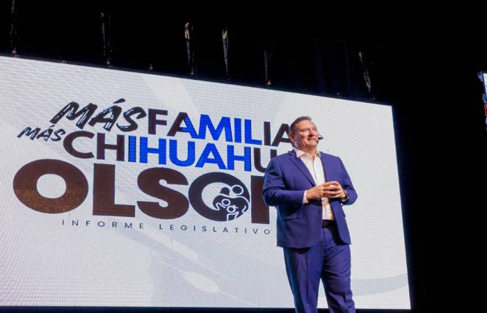 Olson rinde su informe y refrenda su compromiso con Chihuahua