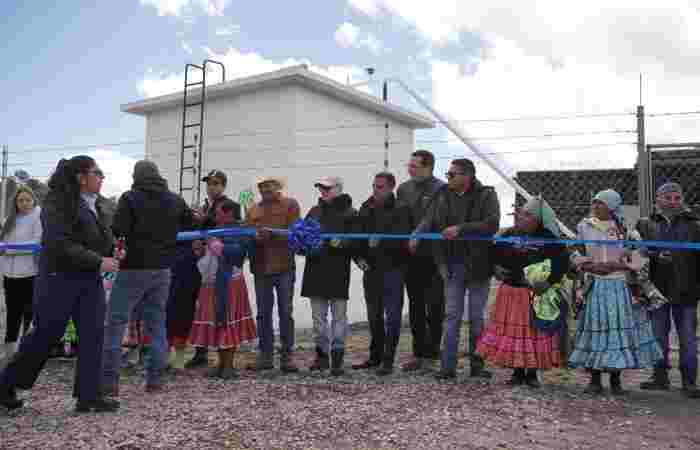 Lleva JCAS agua potable a la comunidad de Rocharachi