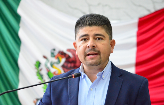 Refuerza Estado mecanismos de información para juventudes