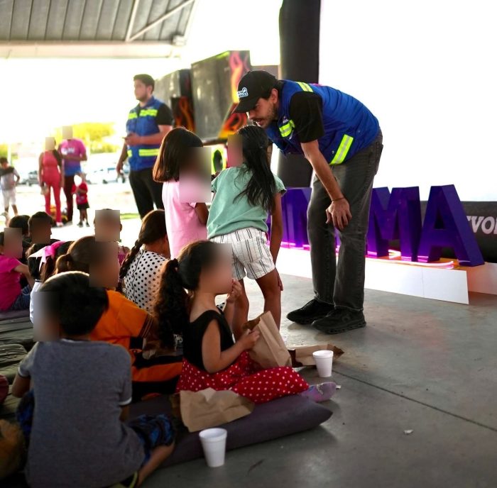 “La China” Frías lleva cine a colonias por el Día del Niño